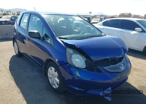 2010 Honda Fit z USA, uszkodzony, nr VIN JHMGE8H27AS019413